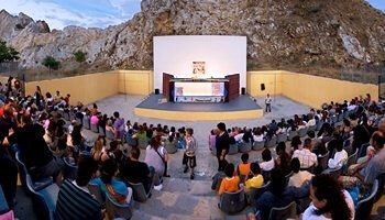 &Delta;&Eta;&Mu;&Omicron;&Sigma; &Kappa;&Epsilon;&Rho;&Alpha;&Tau;&Sigma;&Iota;&Nu;&Iota;&Omicron;&Upsilon; &Delta;&Rho;&Alpha;&Pi;&Epsilon;&Tau;&Sigma;&Omega;&Nu;&Alpha;&Sigma;: &Upsilon;&Pi;&Epsilon;&Rho;&Omicron;&Chi;&Epsilon;&Sigma;  &Beta;&Rho;&Alpha;&Delta;&Iota;&Epsilon;&Sigma; &Gamma;&Iota;&Alpha; &Mu;&Iota;&Kappa;&Rho;&Alpha; &Kappa;&Alpha;&Iota; &Mu;&Epsilon;&Gamma;&Alpha;&Lambda;&Alpha; &Pi;&Alpha;&Iota;&Delta;&Iota;&Alpha; &Mu;&Epsilon; &Tau;&Omicron;&Nu; &Kappa;&Alpha;&Rho;&Alpha;&Gamma;&Kappa;&Iota;&Omicron;&Zeta;&Eta;