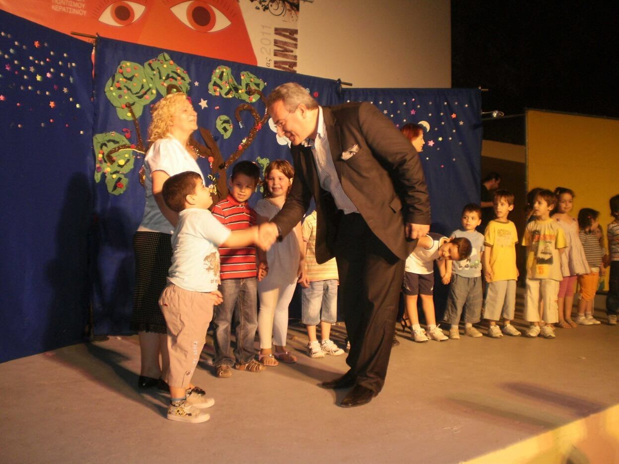 &Beta;&rho;ά&beta;&epsilon;&upsilon;&sigma;&eta; &sigma;&chi;&omicron;&lambda;&epsilon;ί&omega;&nu; &pi;&omicron;&upsilon; &delta;&iota;&alpha;&kappa;&rho;ί&theta;&eta;&kappa;&alpha;&nu; &sigma;&tau;&omicron;&nu; 7&omicron; &Delta;&iota;&alpha;&gamma;&omega;&nu;&iota;&sigma;&mu;ό &Pi;&alpha;&iota;&delta;&iota;&kappa;&omicron;ύ &Pi;&alpha;&rho;&alpha;&mu;&upsilon;&theta;&iota;&omicron;ύ  