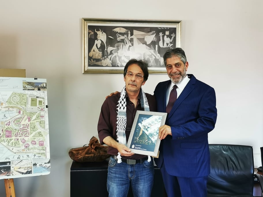 &Sigma;&Upsilon;&Nu;&Alpha;&Nu;&Tau;&Eta;&Sigma;&Eta; &Pi;&Alpha;&Lambda;&Alpha;&Iota;&Sigma;&Tau;&Iota;&Nu;&Iota;&Omicron;&Upsilon; &Pi;&Rho;&Epsilon;&Sigma;&Beta;&Eta; &Mu;. &Tau;&Omicron;&Upsilon;&Mu;&Pi;&Alpha;&Sigma;&Iota; &Mu;&Epsilon; &Tau;&Omicron;&Nu; &Chi;&Rho;. &Beta;&Rho;&Epsilon;&Tau;&Tau;&Alpha;&Kappa;&Omicron; &Sigma;&Tau;&Omicron; &Delta;&Eta;&Mu;&Alpha;&Rho;&Chi;&Epsilon;&Iota;&Omicron; &Kappa;&Epsilon;&Rho;&Alpha;&Tau;&Sigma;&Iota;&Nu;&Iota;&Omicron;&Upsilon;-&Delta;&Rho;&Alpha;&Pi;&Epsilon;&Tau;&Sigma;&Omega;&Nu;&Alpha;&Sigma;
