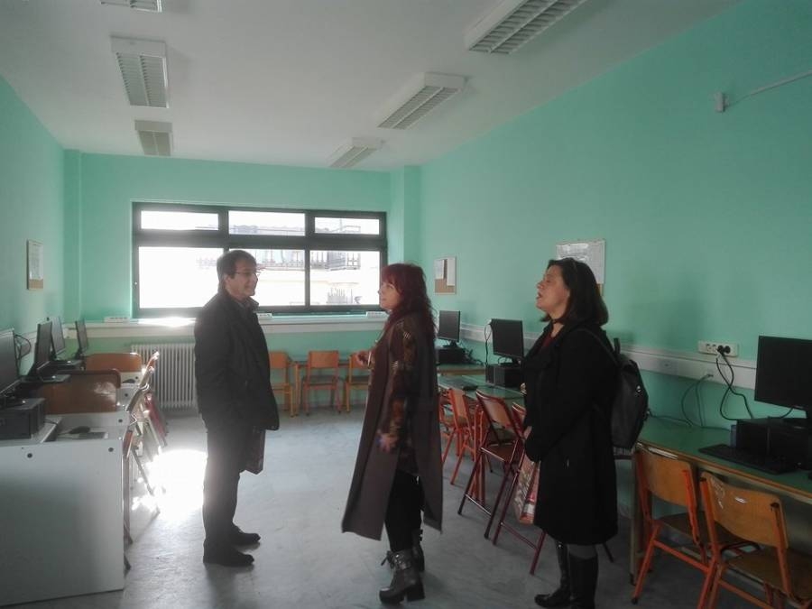 &Tau;&Alpha; &Tau;&Rho;&Iota;&Alpha; &Nu;&Epsilon;&Alpha; &Epsilon;&Rho;&Gamma;&Alpha;&Sigma;&Tau;&Eta;&Rho;&Iota;&Alpha; &Pi;&Lambda;&Eta;&Rho;&Omicron;&Phi;&Omicron;&Rho;&Iota;&Kappa;&Eta;&Sigma; &Sigma;&Epsilon; &Sigma;&Chi;&Omicron;&Lambda;&Epsilon;&Iota;&Alpha; &Tau;&Omicron;&Upsilon; &Delta;&Eta;&Mu;&Omicron;&Upsilon; &Epsilon;&Pi;&Iota;&Sigma;&Kappa;&Epsilon;&Phi;&Tau;&Eta;&Kappa;&Epsilon; &Omicron; &Chi;&Rho;. &Beta;&Rho;&Epsilon;&Tau;&Tau;&Alpha;&Kappa;&Omicron;&Sigma;