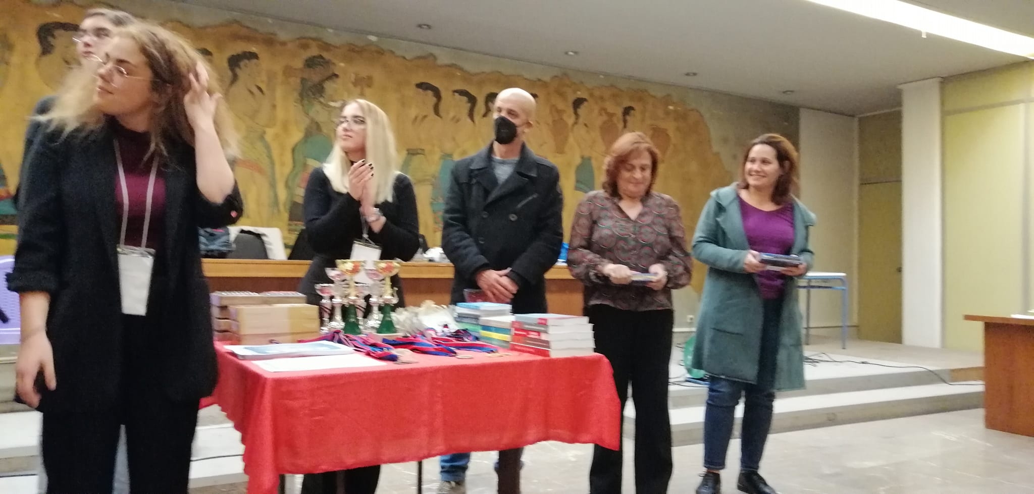 &Delta;&Iota;&Alpha;&Pi;&Alpha;&Nu;&Epsilon;&Pi;&Iota;&Sigma;&Tau;&Eta;&Mu;&Iota;&Alpha;&Kappa;&Omicron; &Pi;&Rho;&Omega;&Tau;&Alpha;&Theta;&Lambda;&Eta;&Mu;&Alpha; &Sigma;&Kappa;&Alpha;&Kappa;&Iota; &Sigma;&Tau;&Eta; &Delta;&Rho;&Alpha;&Pi;&Epsilon;&Tau;&Sigma;&Omega;&Nu;&Alpha;