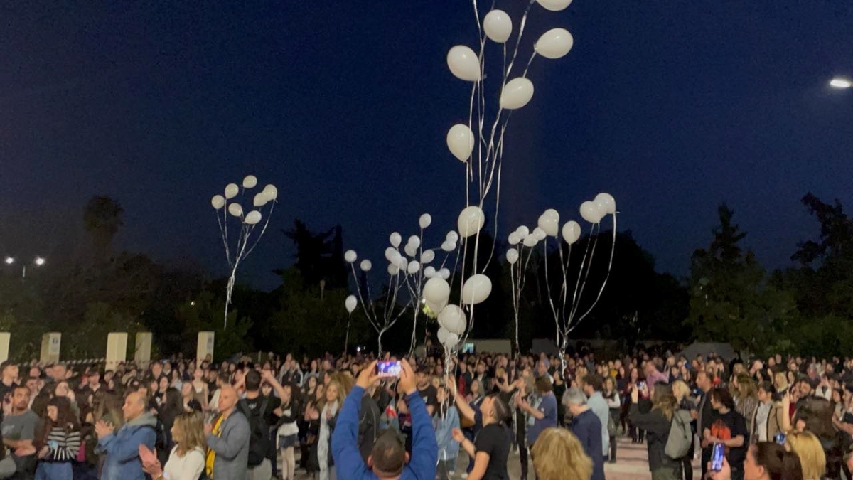 &laquo;&hellip;&Gamma;&Iota;&Alpha; &Alpha;&Upsilon;&Tau;&Omicron; &Tau;&Omicron; &Tau;&Rho;&Epsilon;&Nu;&Omicron; &Pi;&Omicron;&Upsilon; &Theta;&Alpha;  &Alpha;&Gamma;&Gamma;&Iota;&Xi;&Epsilon;&Iota; &Tau;&Omicron;&Upsilon;&Sigma; &Omicron;&Upsilon;&Rho;&Alpha;&Nu;&Omicron;&Upsilon;&Sigma;&raquo; - &Sigma;&Tau;&Iota;&Gamma;&Mu;&Iota;&Omicron;&Tau;&Upsilon;&Pi;&Alpha; &Sigma;&Upsilon;&Nu;&Alpha;&Upsilon;&Lambda;&Iota;&Alpha;&Sigma; 3&omicron;&upsilon; &Gamma;&Epsilon;&Lambda; &Kappa;&Epsilon;&Rho;&Alpha;&Tau;&Sigma;&Iota;&Nu;&Iota;&Omicron;&Upsilon;