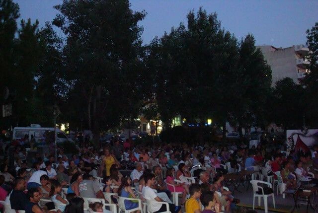 &Mu;ί&alpha; &epsilon;ί&nu;&alpha;&iota; &eta; &omicron;&upsilon;&sigma;ί&alpha;&hellip;&eta; &zeta;&omega;ή &sigma;&omicron;&upsilon;!