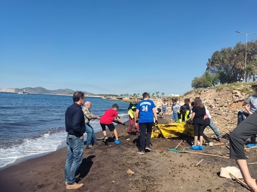 &Pi;&Epsilon;&Rho;&Iota;&Beta;&Alpha;&Lambda;&Lambda;&Omicron;&Nu;&Tau;&Iota;&Kappa;&Epsilon;&Sigma; &Delta;&Rho;&Alpha;&Sigma;&Epsilon;&Iota;&Sigma; &Sigma;&Tau;&Omicron; &Chi;&Omega;&Rho;&Omicron; &Tau;&Omicron;&Upsilon; &Kappa;&Rho;&Alpha;&Kappa;&Alpha;&Rho;&Eta;