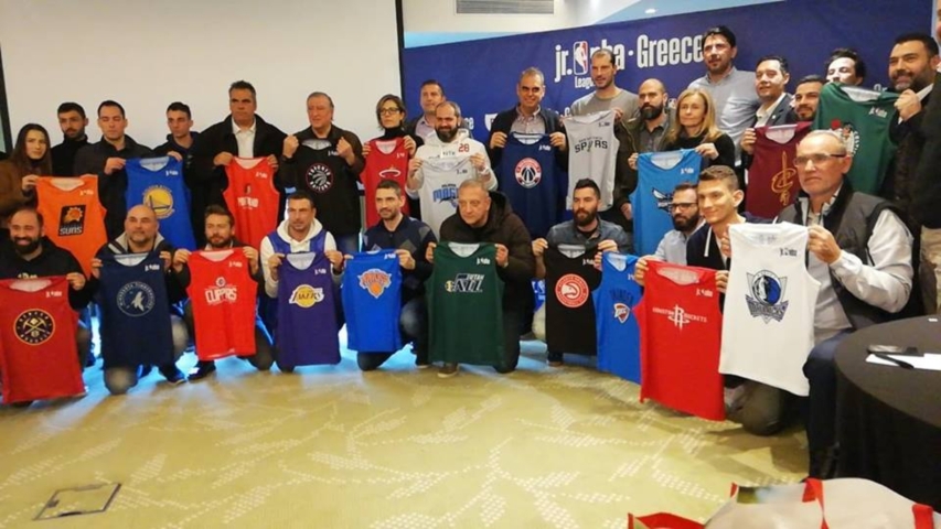 &Sigma;&Tau;&Omicron; JUNIOR NBA GREECE &Omicron; &Delta;&Alpha;&Sigma; &Delta;&Rho;&Alpha;&Pi;&Epsilon;&Tau;&Sigma;&Omega;&Nu;&Alpha;&Sigma;