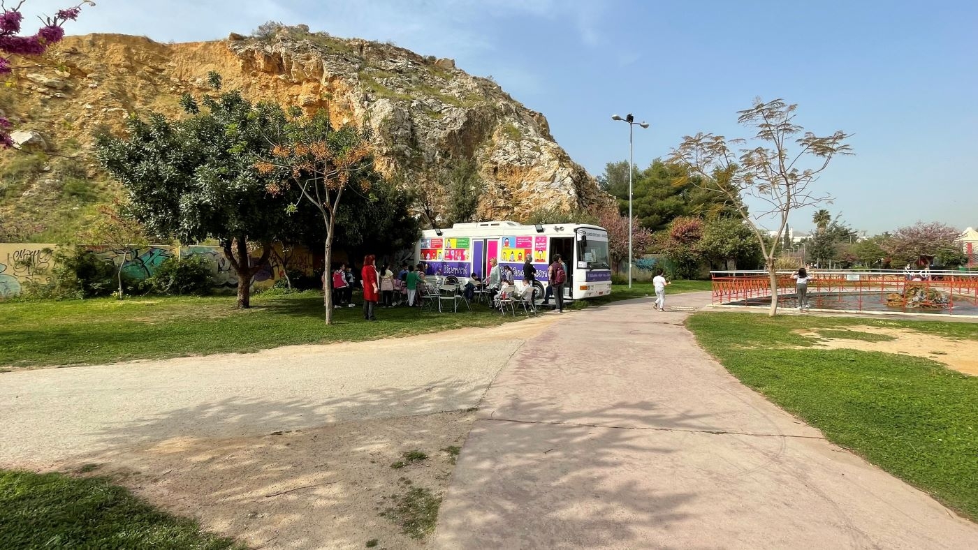 2 &Alpha;&Pi;&Rho;&Iota;&Lambda;&Iota;&Omicron;&Upsilon; &Pi;&Alpha;&Gamma;&Kappa;&Omicron;&Sigma;&Mu;&Iota;&Alpha; &Eta;&Mu;&Epsilon;&Rho;&Alpha; &Pi;&Alpha;&Iota;&Delta;&Iota;&Kappa;&Omicron;&Upsilon; &Beta;&Iota;&Beta;&Lambda;&Iota;&Omicron;&Upsilon;
