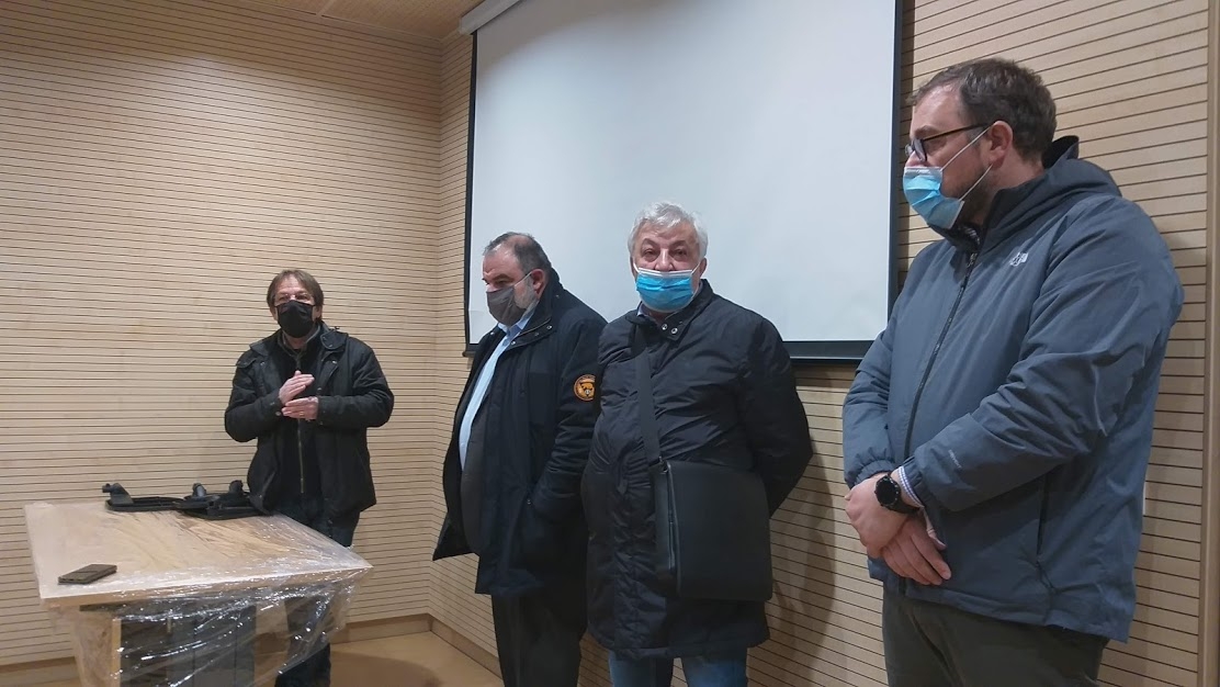 &Eta; &Kappa;&Upsilon;&Beta;&Epsilon;&Rho;&Nu;&Eta;&Sigma;&Eta; &Pi;&Rho;&Epsilon;&Pi;&Epsilon;&Iota; &Nu;&Alpha; &Sigma;&Tau;&Epsilon;&Lambda;&Epsilon;&Chi;&Omega;&Sigma;&Epsilon;&Iota; &Alpha;&Mu;&Epsilon;&Sigma;&Alpha; &Tau;&Omicron; &Nu;&Epsilon;&Omicron; &Kappa;&Epsilon;&Nu;&Tau;&Rho;&Omicron; &Upsilon;&Gamma;&Epsilon;&Iota;&Alpha;&Sigma;