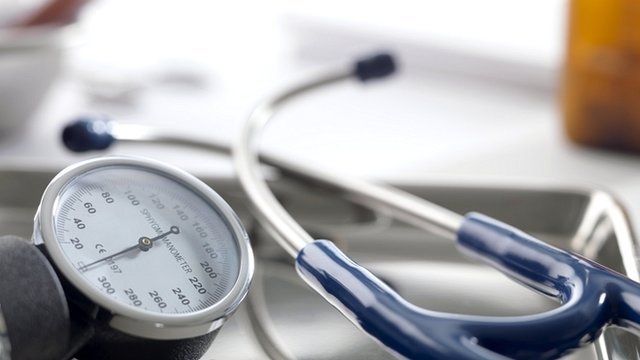 &Epsilon;&Xi;&Epsilon;&Tau;&Alpha;&Sigma;&Epsilon;&Iota;&Sigma; &Upsilon;&Gamma;&Epsilon;&Iota;&Alpha;&Sigma; &Alpha;&Pi;&Omicron; &Tau;&Alpha; &Epsilon;&Xi;&Omega;&Tau;&Epsilon;&Rho;&Iota;&Kappa;&Alpha; &Iota;&Alpha;&Tau;&Rho;&Epsilon;&Iota;&Alpha; &Delta;&Rho;&Alpha;&Pi;&Epsilon;&Tau;&Sigma;&Omega;&Nu;&Alpha;&Sigma;- &Kappa;&Epsilon;&Rho;&Alpha;&Tau;&Sigma;&Iota;&Nu;&Iota;&Omicron;&Upsilon;