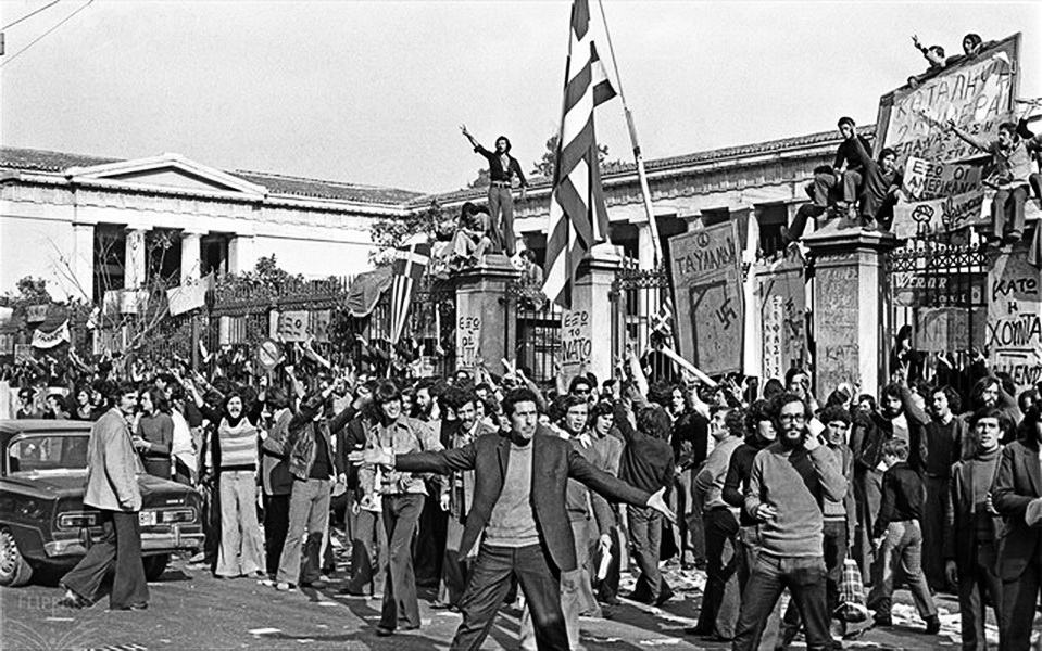 &Chi;&Rho;. &Beta;&Rho;&Epsilon;&Tau;&Tau;&Alpha;&Kappa;&Omicron;&Sigma;: &Omicron; &Nu;&Omicron;&Epsilon;&Mu;&Beta;&Rho;&Eta;&Sigma; &Tau;&Omicron;&Upsilon; &rsquo;73 &Omicron;&Delta;&Eta;&Gamma;&Omicron;&Sigma; &Gamma;&Iota;&Alpha; &Epsilon;&Nu;&Omicron;&Tau;&Eta;&Tau;&Alpha; &Kappa;&Alpha;&Iota; &Alpha;&Gamma;&Omega;&Nu;&Alpha;