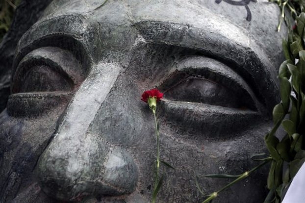 &Tau;&Omicron; &Pi;&Omicron;&Lambda;&Upsilon;&Tau;&Epsilon;&Chi;&Nu;&Epsilon;&Iota;&Omicron; &Zeta;&Epsilon;&Iota; &Sigma;&Tau;&Omicron;&Upsilon;&Sigma; &Alpha;&Gamma;&Omega;&Nu;&Epsilon;&Sigma; &Gamma;&Iota;&Alpha; &Mu;&Iota;&Alpha; &Kappa;&Alpha;&Lambda;&Upsilon;&Tau;&Epsilon;&Rho;&Eta; &Zeta;&Omega;&Eta;