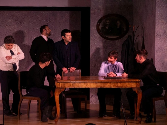 ΠΑΡΚΟ-ΘΕΑΤΡΟ: «ΖΑΡΤΟΝΚ» (ΑΦΥΠΝΙΣΗ)