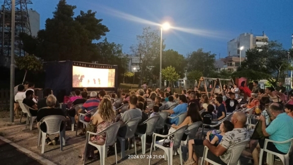 ΟΙ ΛΑΪΚΕΣ ΒΡΑΔΙΕΣ ΚΑΡΑΓΚΙΟΖΗ ΣΤΟ ΚΕΡΑΤΣΙΝΙ ΚΑΙ ΤΗ ΔΡΑΠΕΤΣΩΝΑ