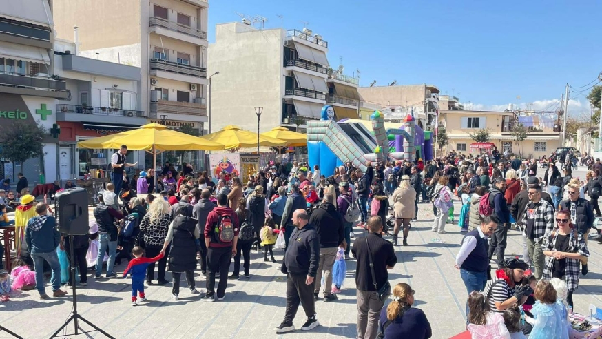ΟΙ ΑΠΟΚΡΙΑΤΙΚΕΣ ΕΚΔΗΛΩΣΕΙΣ ΣΥΝΕΧΙΖΟΝΤΑΙ...